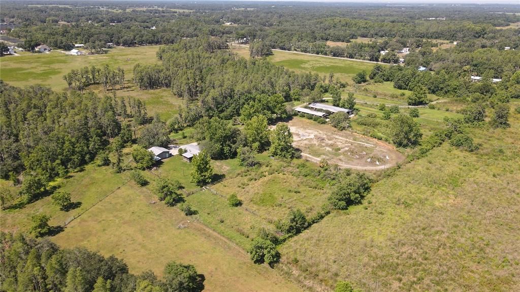 En Venta: $685,000 (9.32 acres)