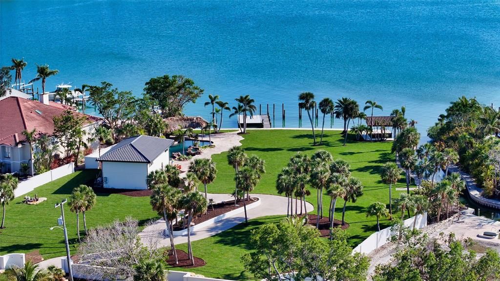 For Sale: $5,750,000 (0.68 acres)