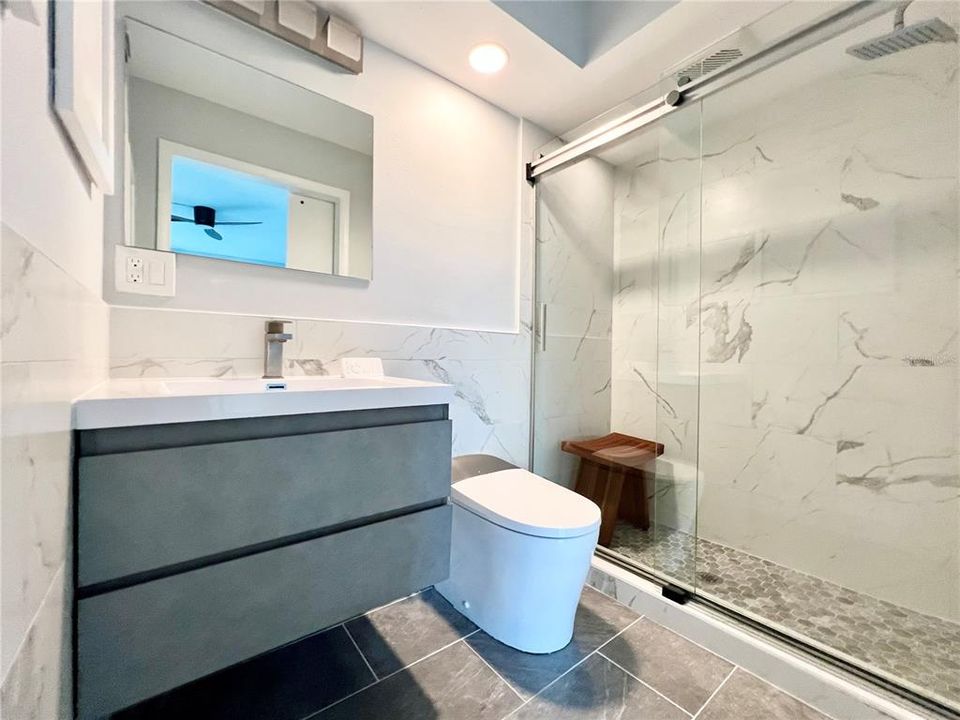 For Sale: $569,000 (2 beds, 2 baths, 1441 Square Feet)