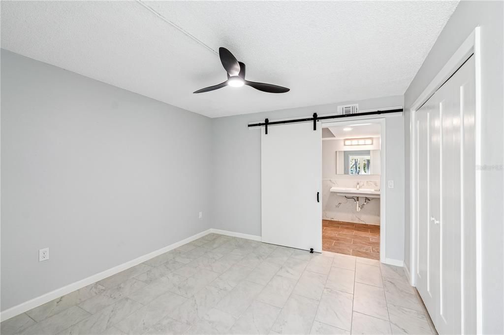 待售: $569,000 (2 贝兹, 2 浴室, 1441 平方英尺)