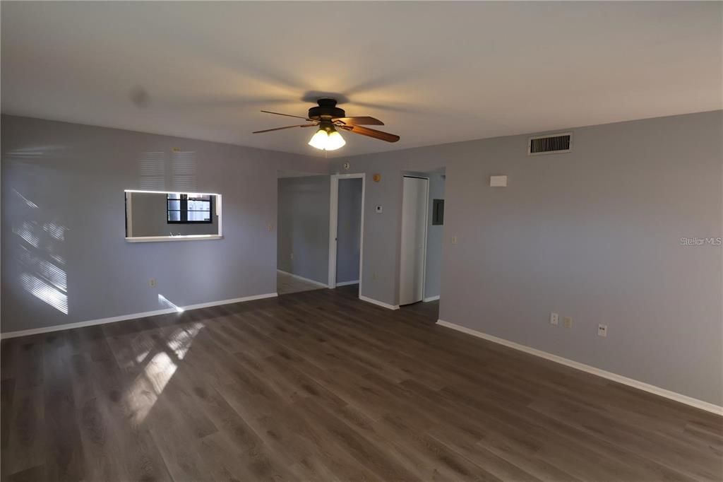 В аренду: $1,525 (2 спален, 2 ванн, 981 Квадратных фут)