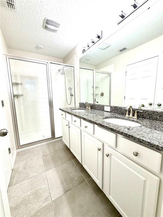 出租: $2,900 (3 贝兹, 2 浴室, 1505 平方英尺)