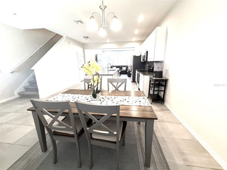 出租: $2,900 (3 贝兹, 2 浴室, 1505 平方英尺)