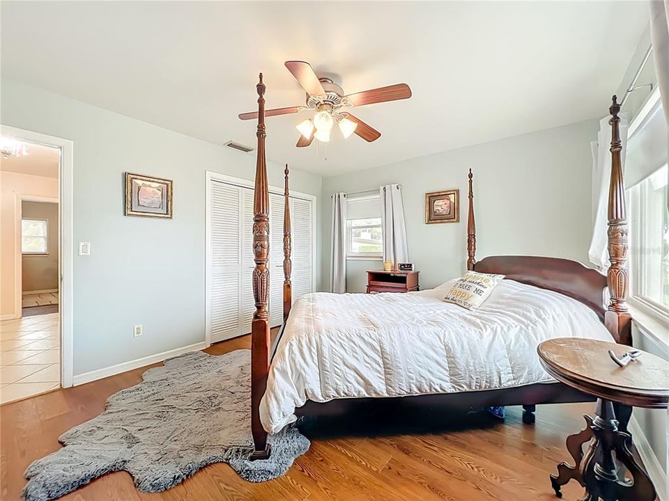 For Sale: $789,000 (3 beds, 2 baths, 1612 Square Feet)