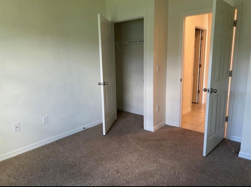 For Rent: $1,950 (3 beds, 2 baths, 1828 Square Feet)