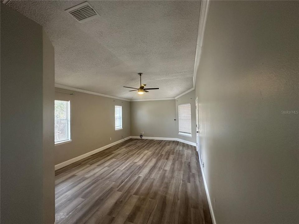 For Sale: $424,900 (4 beds, 2 baths, 2130 Square Feet)