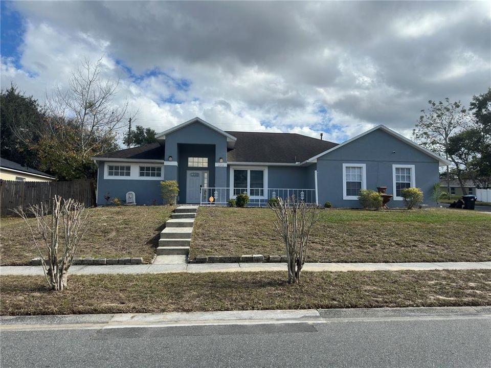 For Sale: $424,900 (4 beds, 2 baths, 2130 Square Feet)