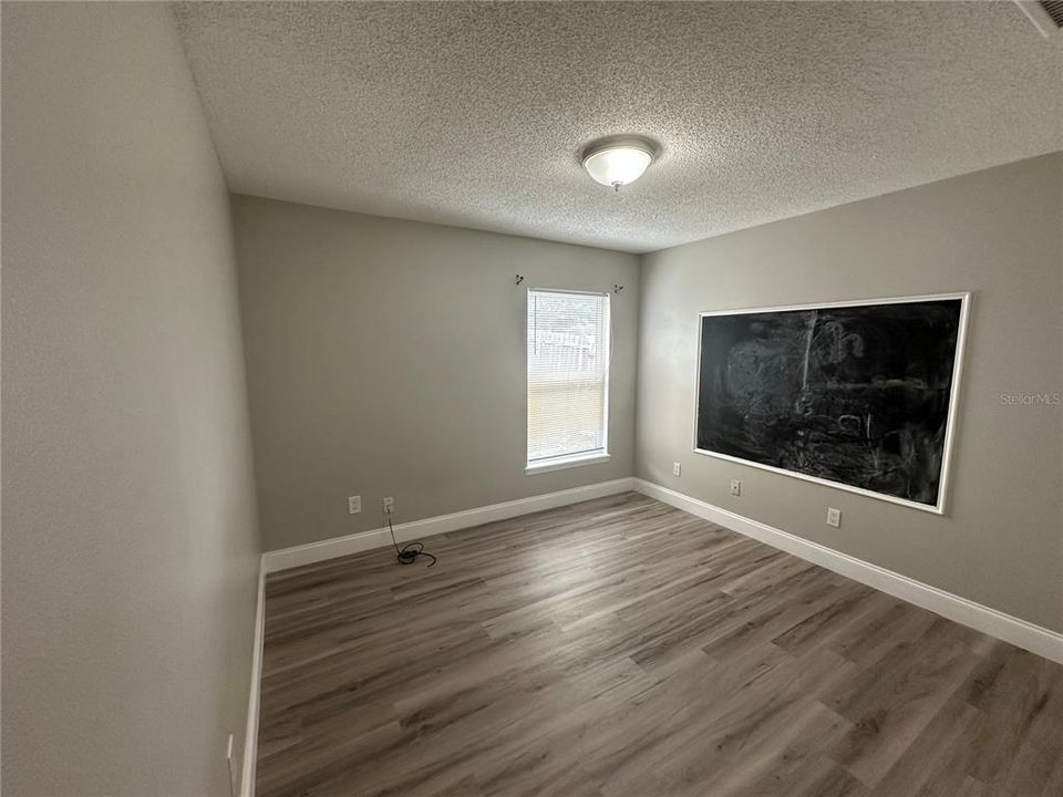 For Sale: $424,900 (4 beds, 2 baths, 2130 Square Feet)