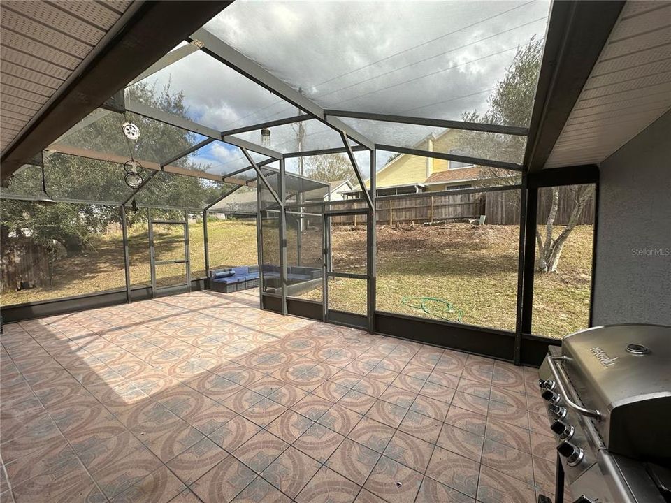 For Sale: $424,900 (4 beds, 2 baths, 2130 Square Feet)