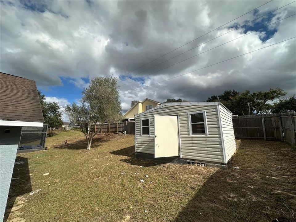 For Sale: $424,900 (4 beds, 2 baths, 2130 Square Feet)