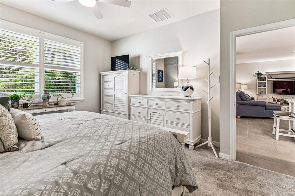 For Sale: $448,900 (3 beds, 2 baths, 1722 Square Feet)