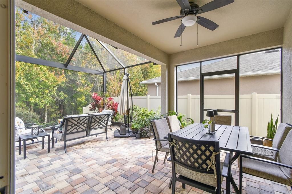 For Sale: $448,900 (3 beds, 2 baths, 1722 Square Feet)