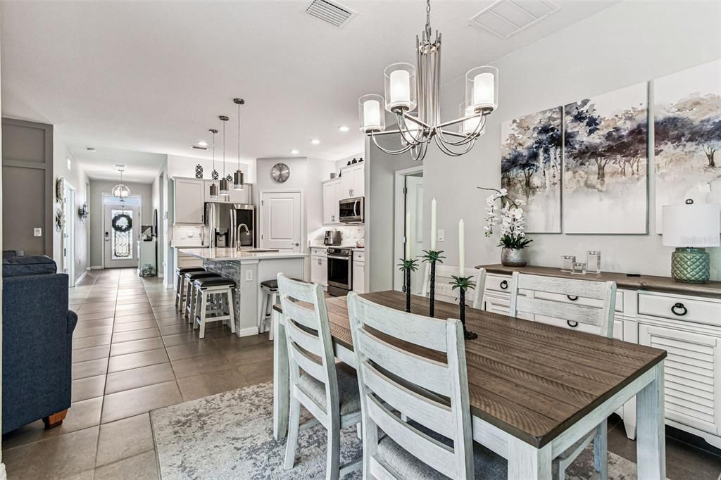 For Sale: $448,900 (3 beds, 2 baths, 1722 Square Feet)