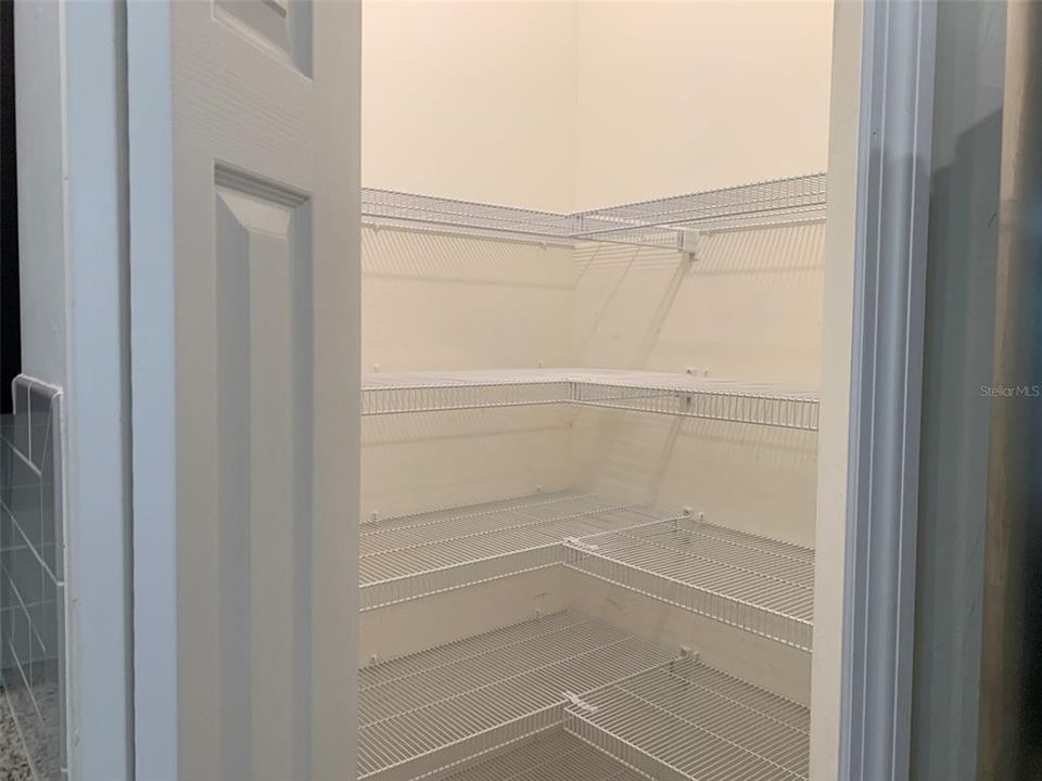 For Rent: $2,250 (3 beds, 2 baths, 1648 Square Feet)