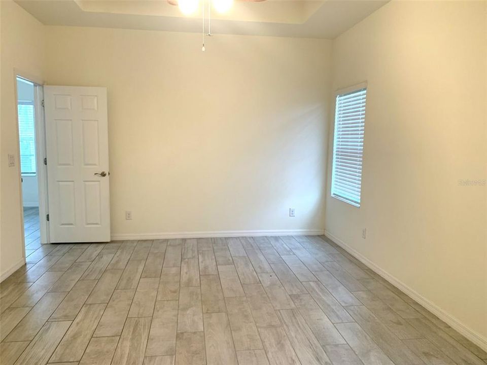 For Rent: $2,250 (3 beds, 2 baths, 1648 Square Feet)