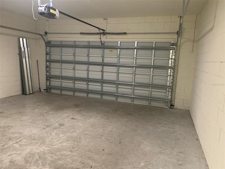 For Rent: $2,250 (3 beds, 2 baths, 1648 Square Feet)