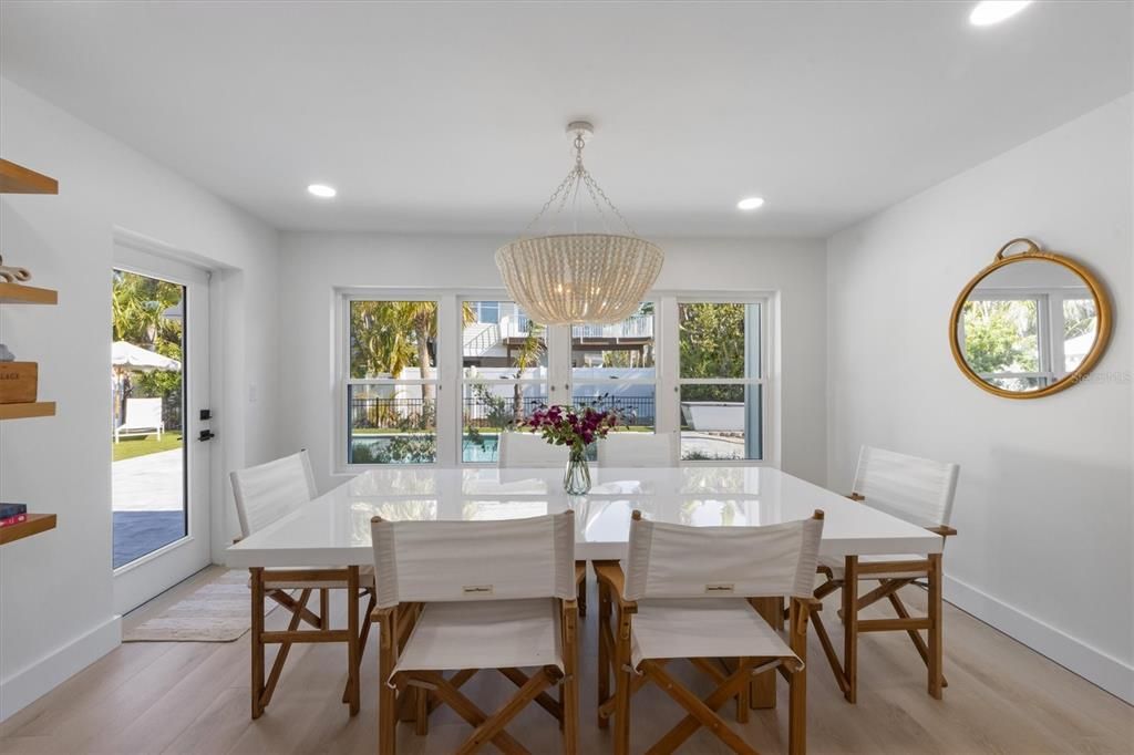 For Sale: $1,535,000 (3 beds, 3 baths, 1621 Square Feet)