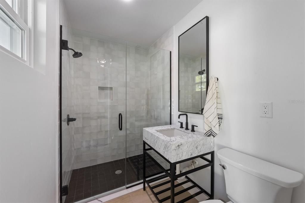 For Sale: $1,535,000 (3 beds, 3 baths, 1621 Square Feet)