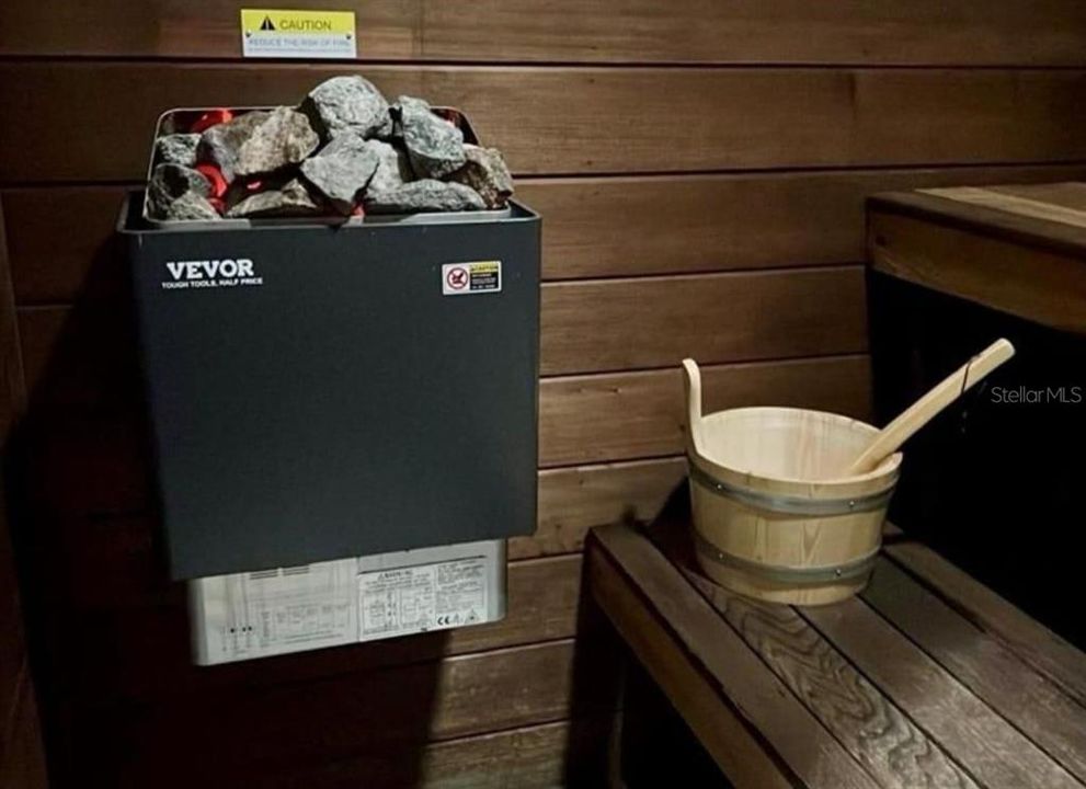 For Rent: $1,750 (3 beds, 3 baths, 1386 Square Feet)