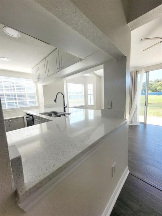 For Rent: $1,750 (3 beds, 3 baths, 1386 Square Feet)