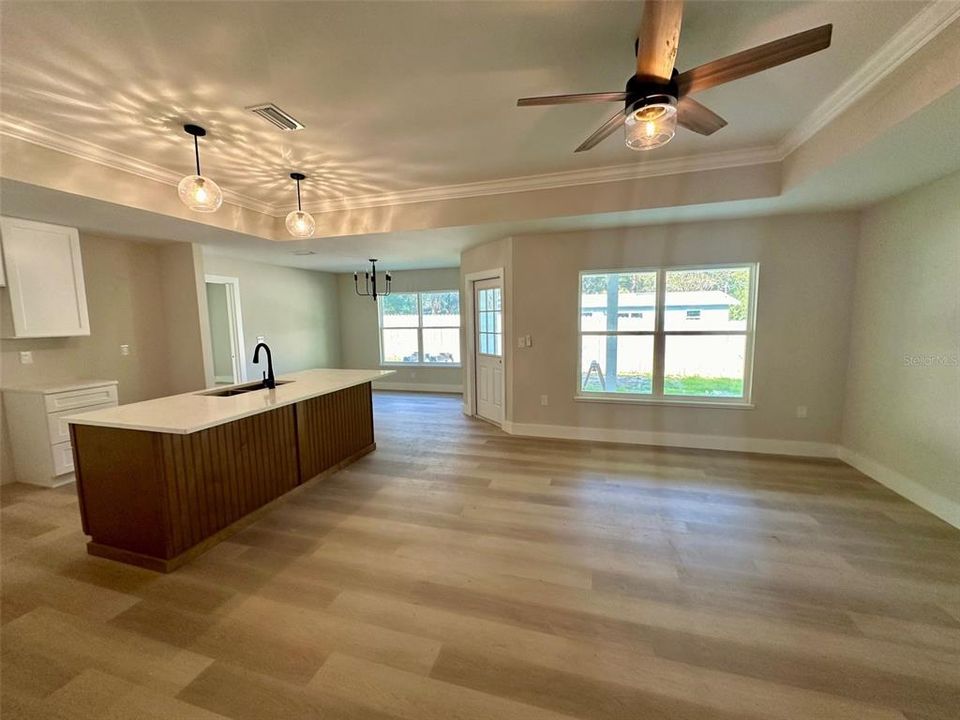 En Renta: $2,250 (3 camas, 2 baños, 1366 Pies cuadrados)