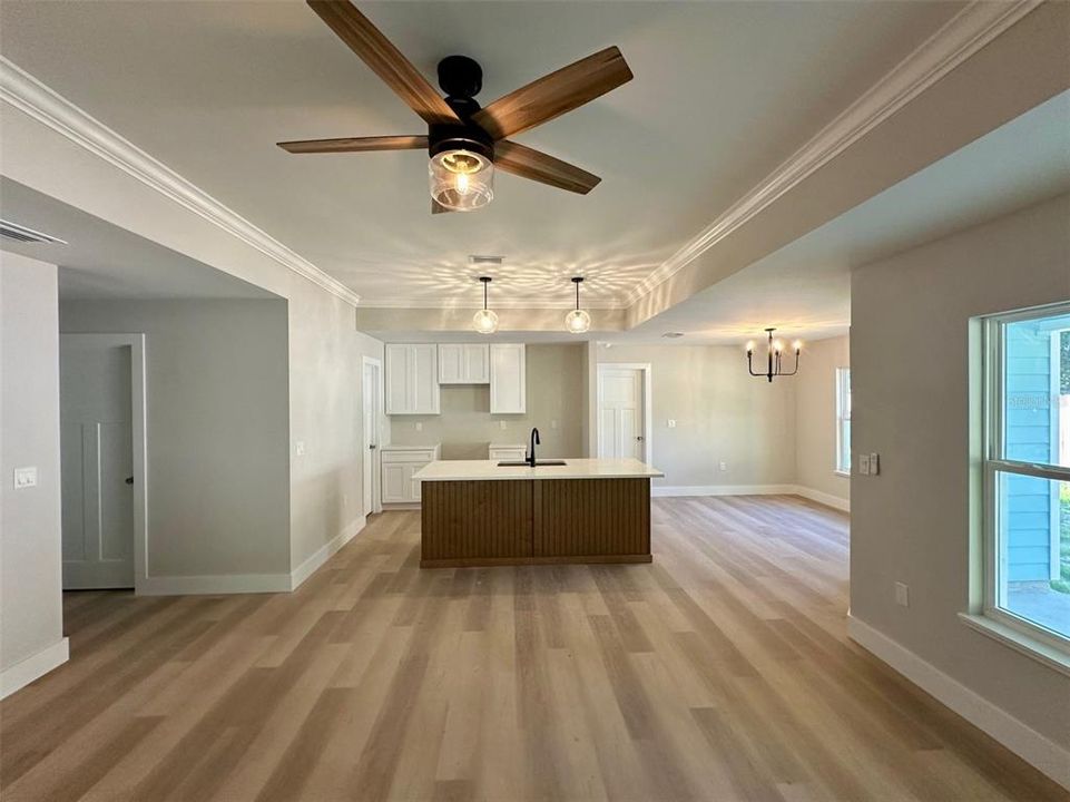 En Renta: $2,250 (3 camas, 2 baños, 1366 Pies cuadrados)