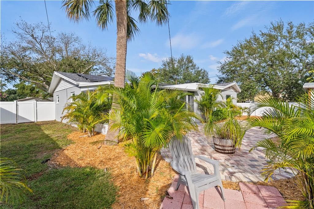 For Rent: $2,650 (3 beds, 2 baths, 1334 Square Feet)