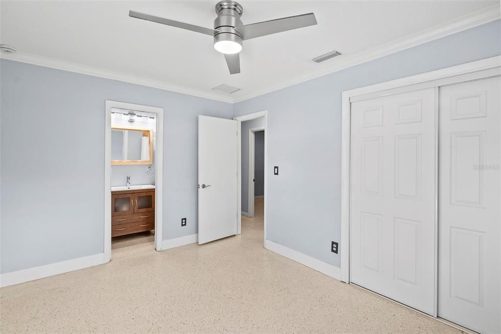 For Rent: $2,650 (3 beds, 2 baths, 1334 Square Feet)