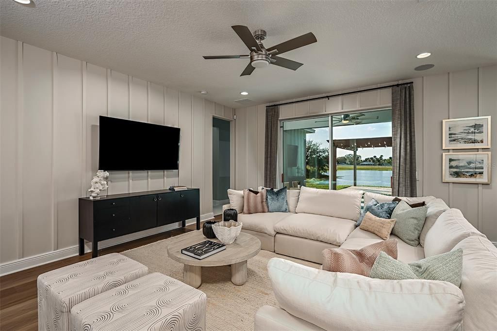 En Venta: $499,990 (4 camas, 3 baños, 2261 Pies cuadrados)