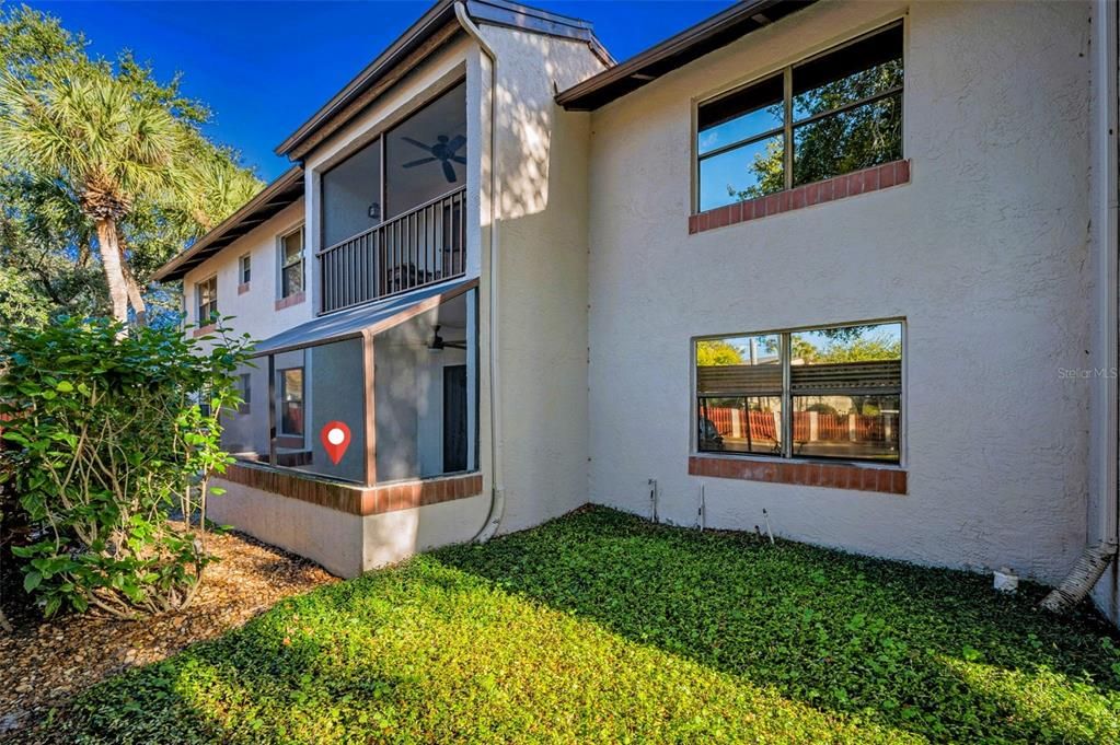 For Sale: $169,900 (2 beds, 2 baths, 995 Square Feet)