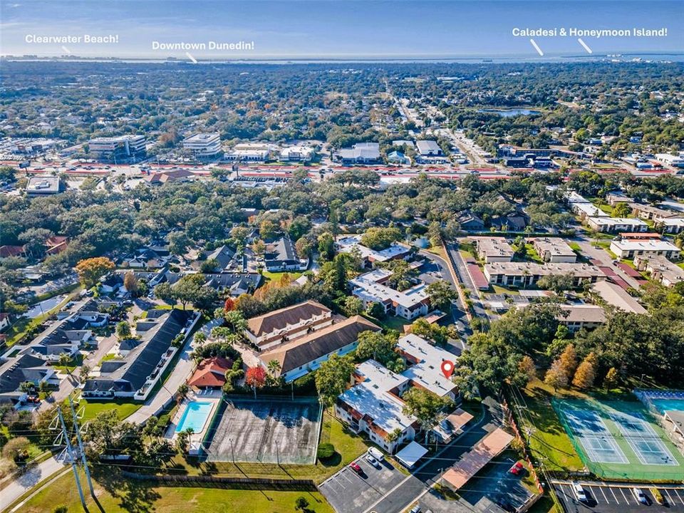 For Sale: $169,900 (2 beds, 2 baths, 995 Square Feet)