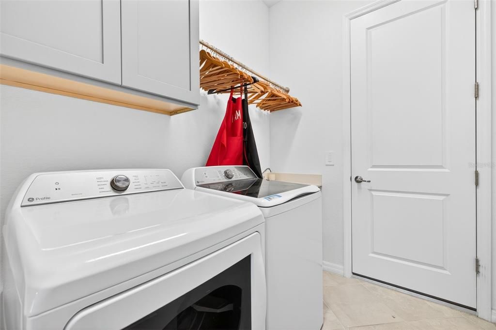 En Venta: $787,299 (3 camas, 2 baños, 2078 Pies cuadrados)