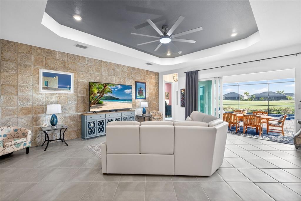 En Venta: $787,299 (3 camas, 2 baños, 2078 Pies cuadrados)