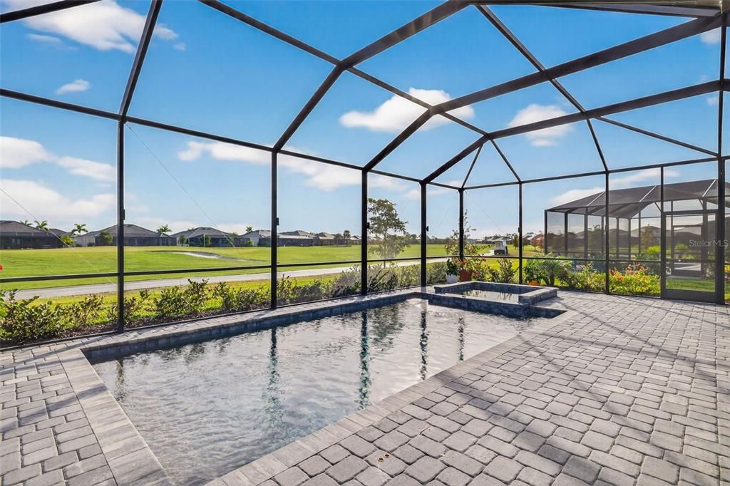 En Venta: $787,299 (3 camas, 2 baños, 2078 Pies cuadrados)