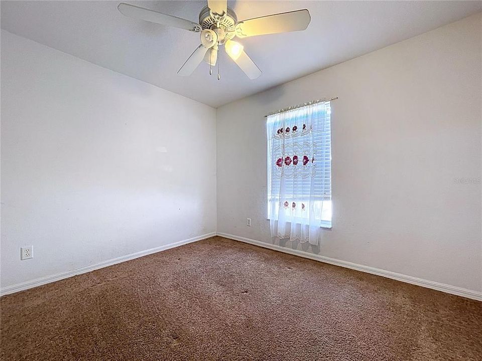 En Venta: $355,000 (3 camas, 2 baños, 1625 Pies cuadrados)