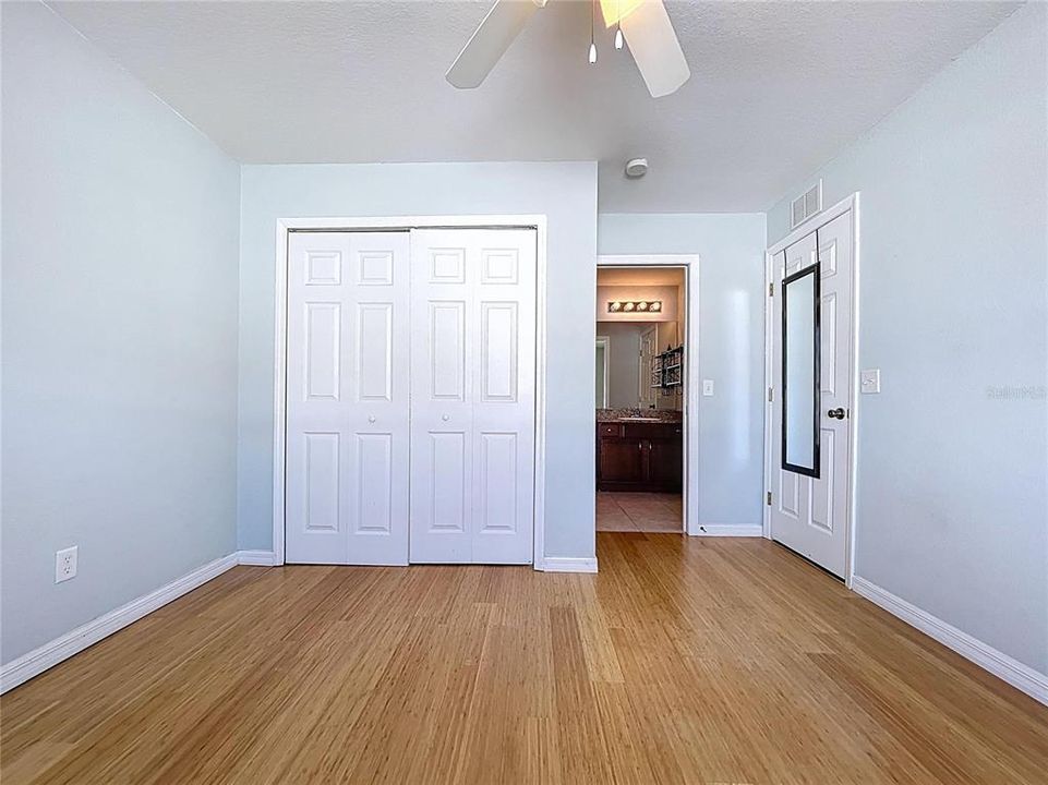 En Venta: $355,000 (3 camas, 2 baños, 1625 Pies cuadrados)