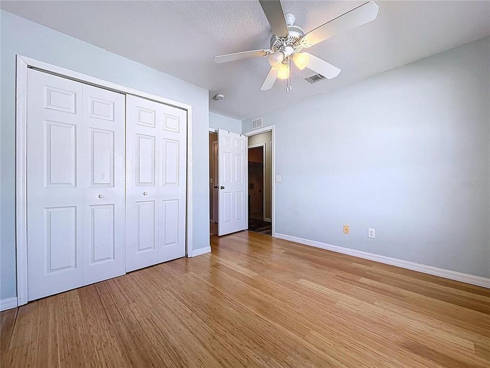 En Venta: $355,000 (3 camas, 2 baños, 1625 Pies cuadrados)