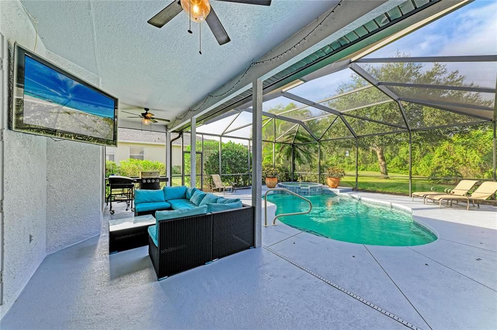 For Sale: $825,000 (5 beds, 3 baths, 2755 Square Feet)