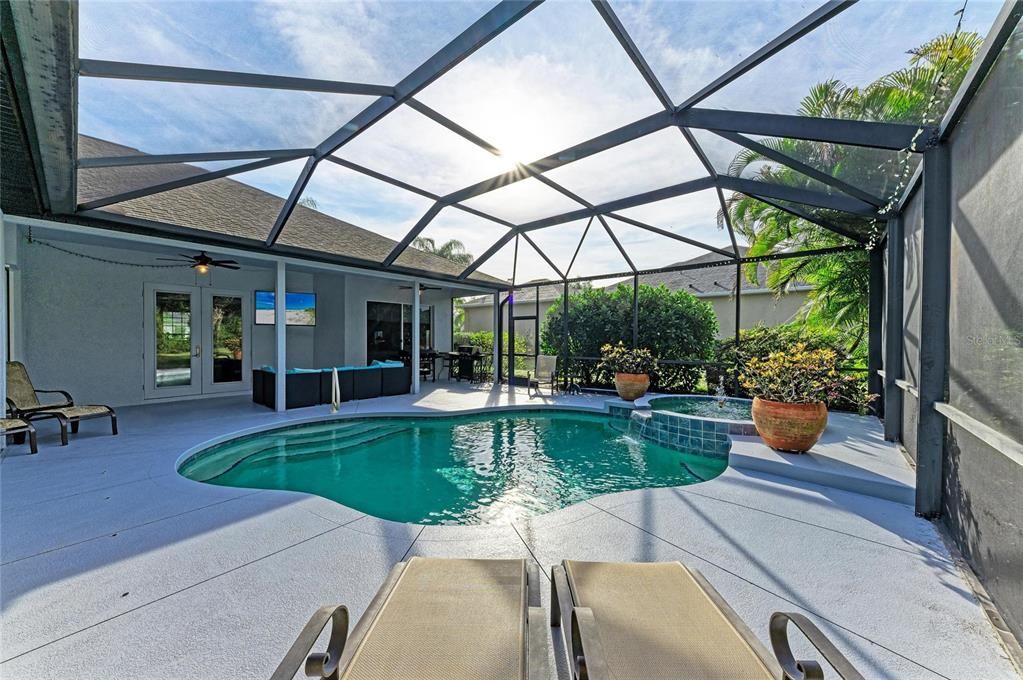 For Sale: $825,000 (5 beds, 3 baths, 2755 Square Feet)