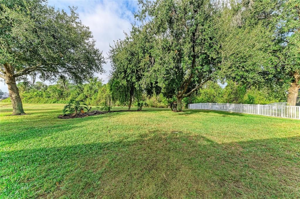 For Sale: $825,000 (5 beds, 3 baths, 2755 Square Feet)