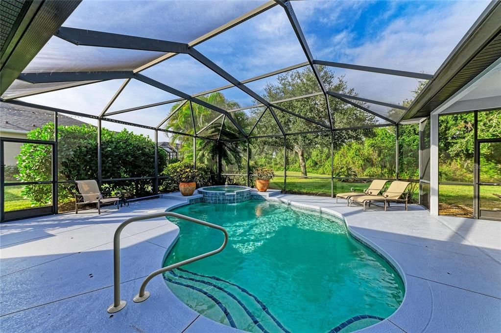 For Sale: $825,000 (5 beds, 3 baths, 2755 Square Feet)