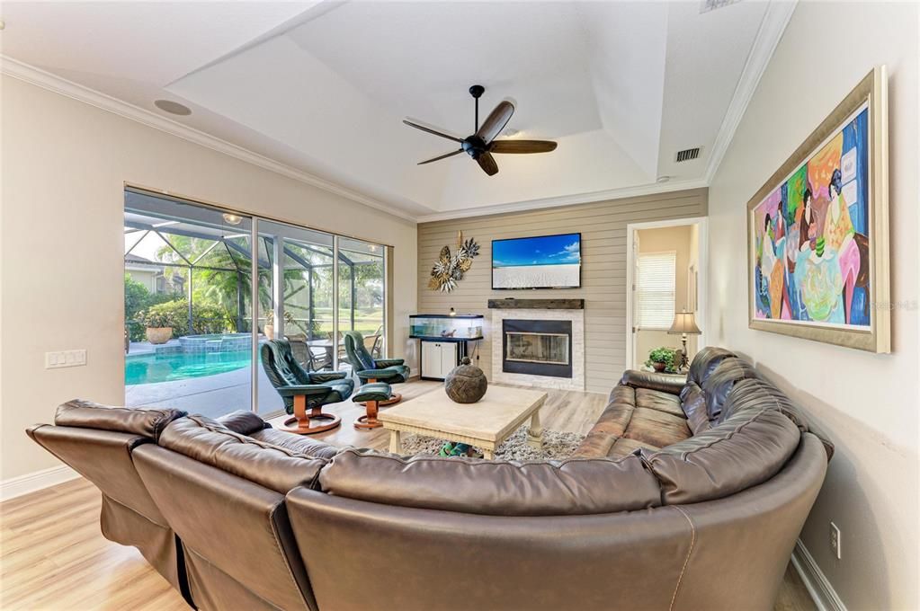 For Sale: $825,000 (5 beds, 3 baths, 2755 Square Feet)