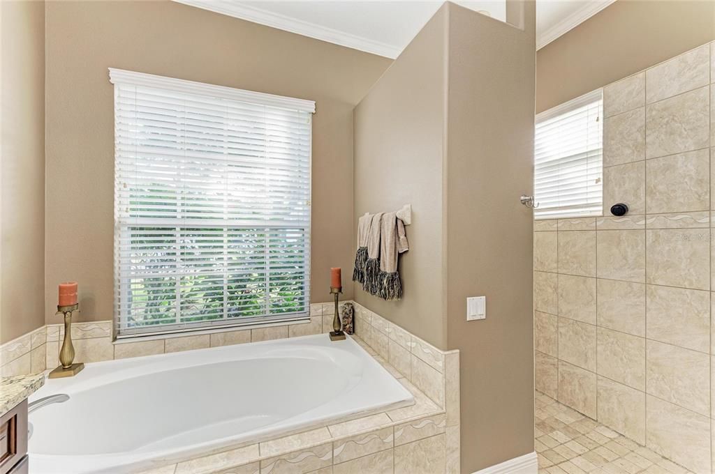 For Sale: $825,000 (5 beds, 3 baths, 2755 Square Feet)