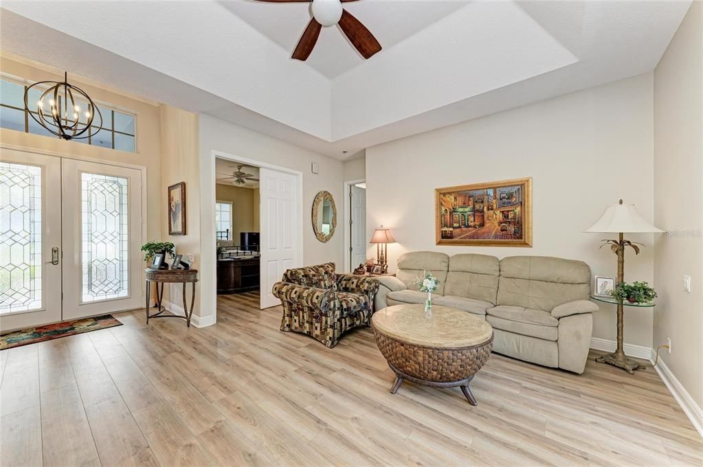 For Sale: $825,000 (5 beds, 3 baths, 2755 Square Feet)