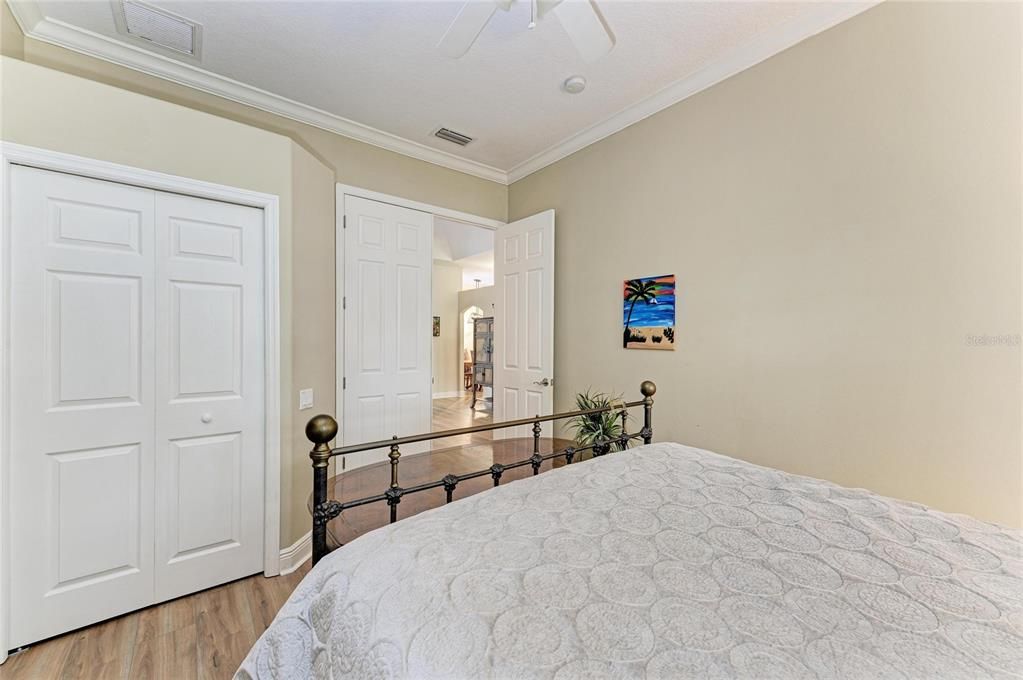 For Sale: $825,000 (5 beds, 3 baths, 2755 Square Feet)