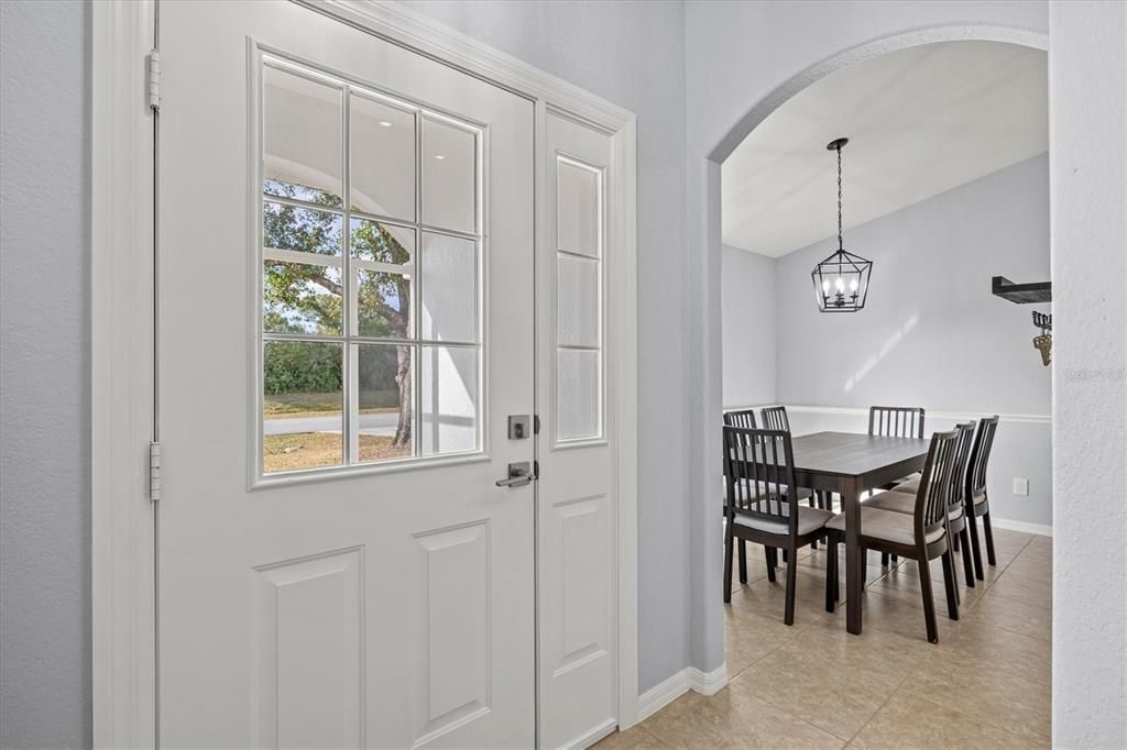 На продажу: $370,000 (3 спален, 2 ванн, 1628 Квадратных фут)