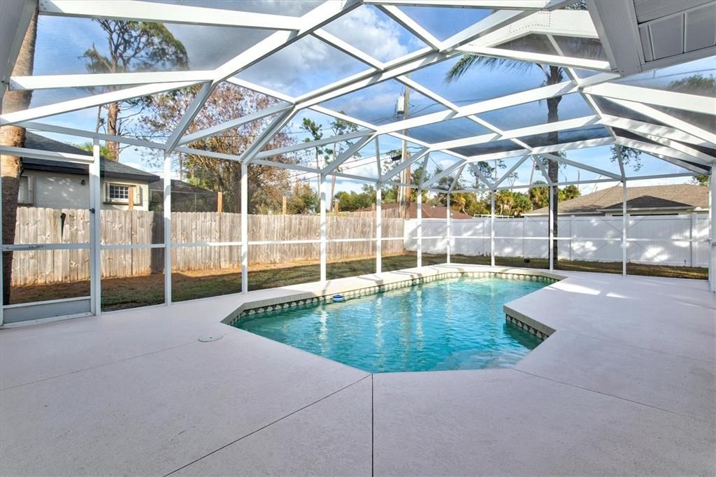 На продажу: $370,000 (3 спален, 2 ванн, 1628 Квадратных фут)