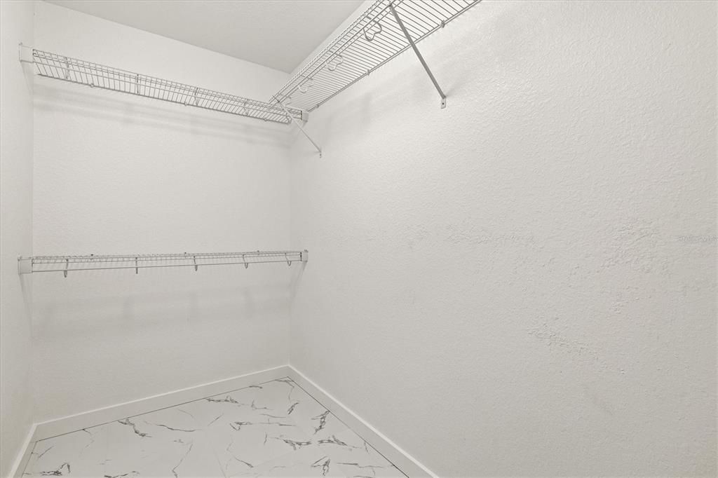 На продажу: $370,000 (3 спален, 2 ванн, 1628 Квадратных фут)