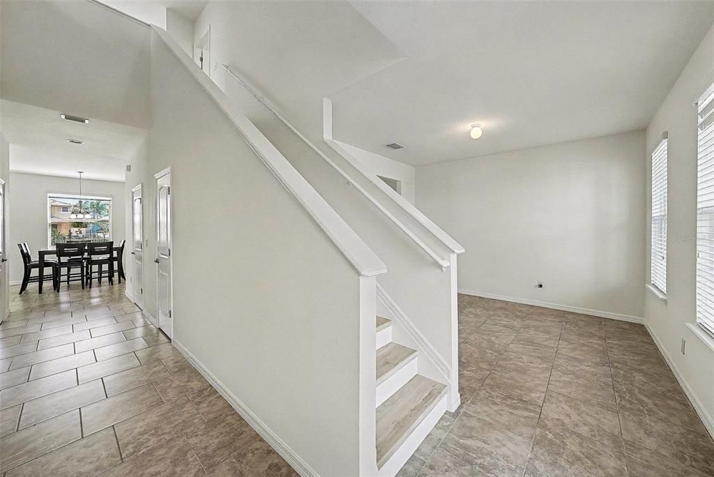 For Sale: $799,999 (4 beds, 2 baths, 2706 Square Feet)