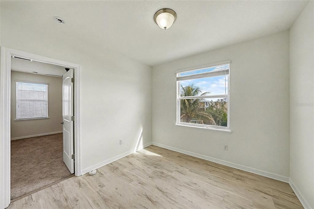 For Sale: $799,999 (4 beds, 2 baths, 2706 Square Feet)